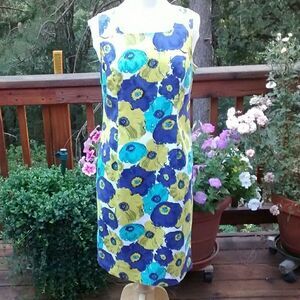 Pretty Floral Dress 